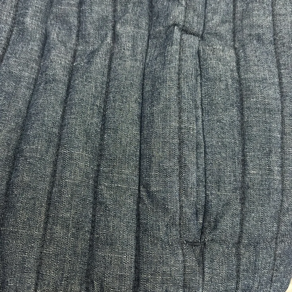 ❤️3 for $15!❤️ Tea Citizen Chambray Girls Zipper Vest